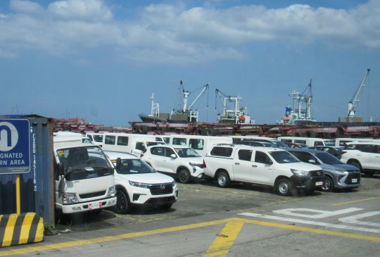 vehicle in port